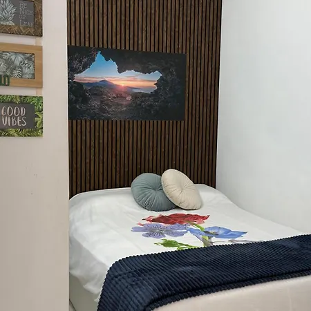 Sunset Ocean View Garden B 아데제
